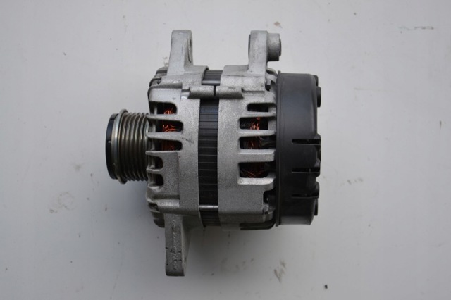 Генератор автомобильный 373002B970 HYUNDAI