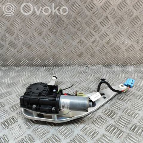 MERCEDES 0390204124 в наличии Кривой Рог