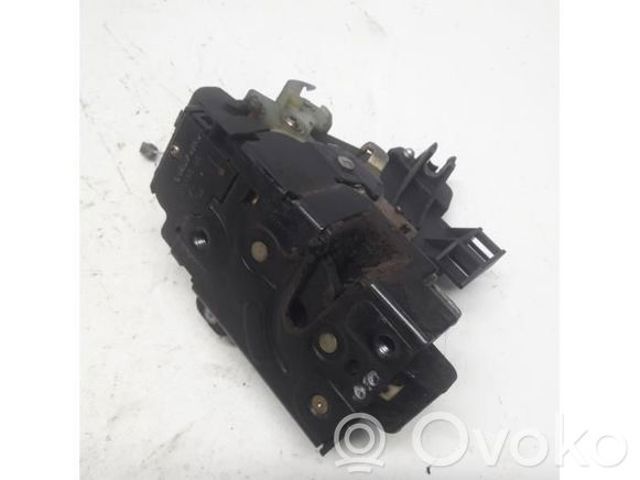 3B1837015 VAG Замок водительской двери купить в Полтава