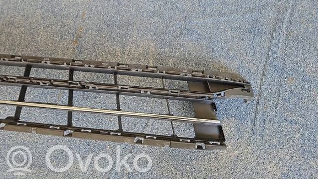 3G0853671 Решетка бампера купить Харьков