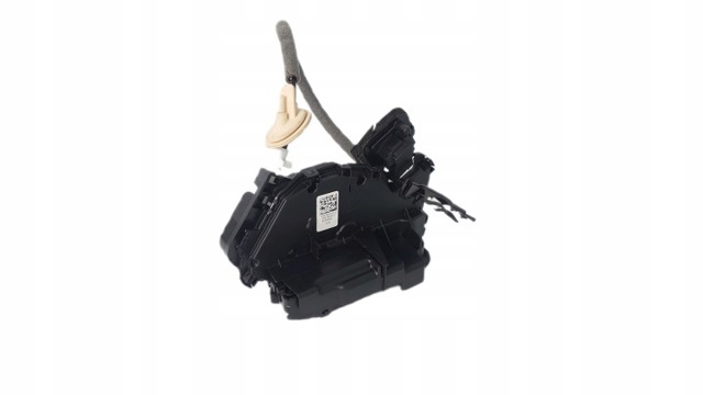 Замок двери задней левой 3G8839015C VAG