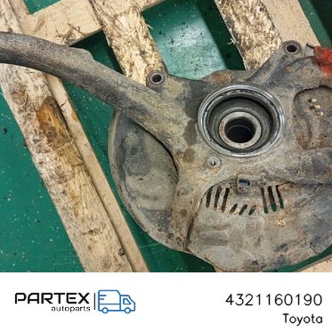 4321160190 TOYOTA Цапфа передняя правая купить в Киев