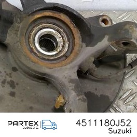 SUZUKI 4511180J52 Цапфа (поворотный кулак) передний правый в наличии Винница