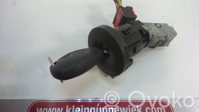 RENAULT 487009602R Замок зажигания в наличии Николаев