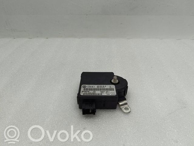 VAG 4F0915181B Реле контроля заряда АКБ в наличии Винница