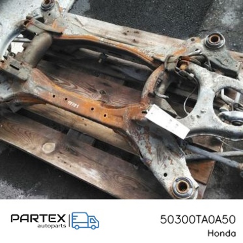 Поперечина задней подвески 50300TA0A50 HONDA