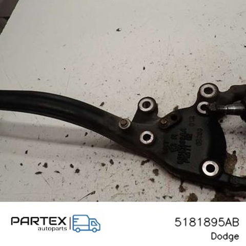 Цапфа поворотная правая 5181895AB CHRYSLER