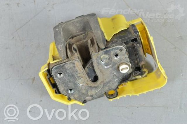 52139155 Замок двери боковой сдвижной левой купить Тернополь