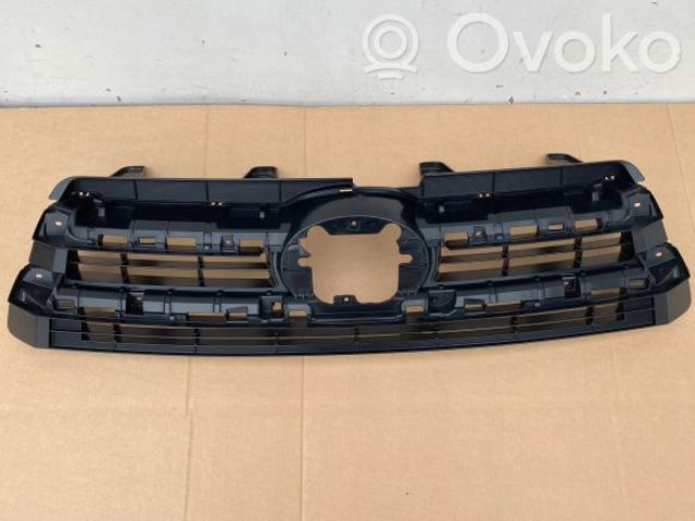 Решетка радиатора 531010E240 TOYOTA