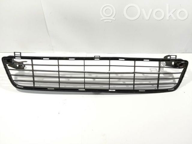 TOYOTA 531120K060 Решетка бампера в наличии Ужгород