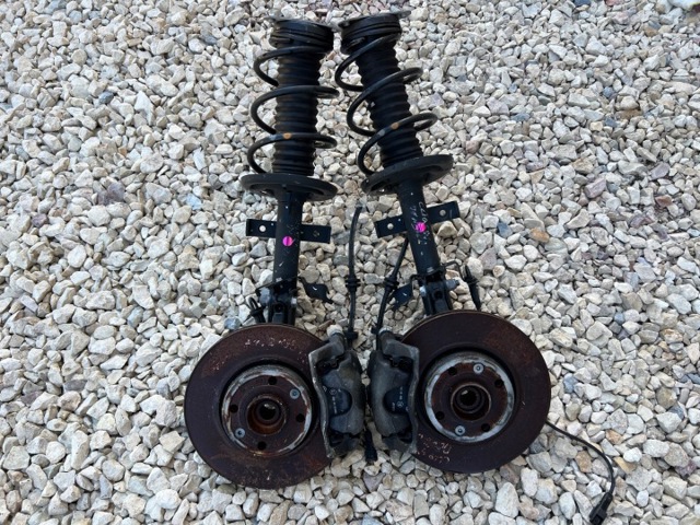 543022511R RENAULT Амортизатор передний купить в Ужгород