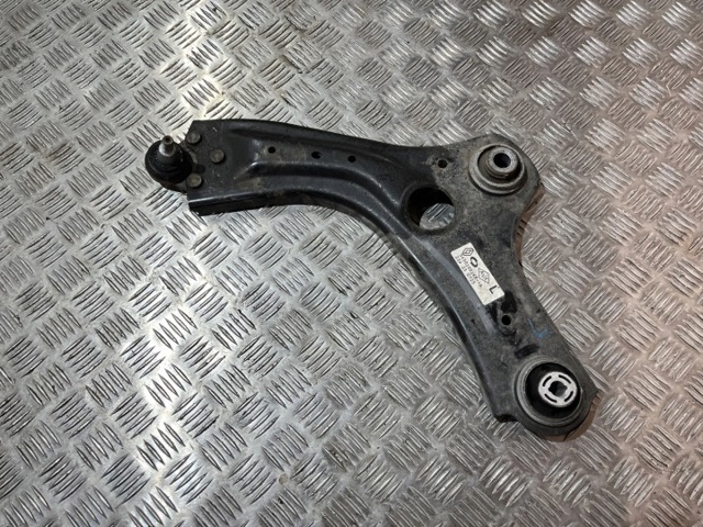 545010016R RENAULT Рычаг передней подвески нижний левый купить в Днепр