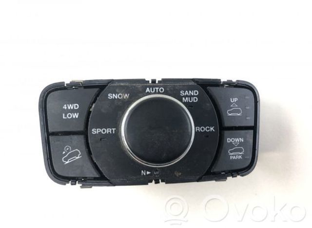 CHRYSLER 56046233AC в наличии Киев