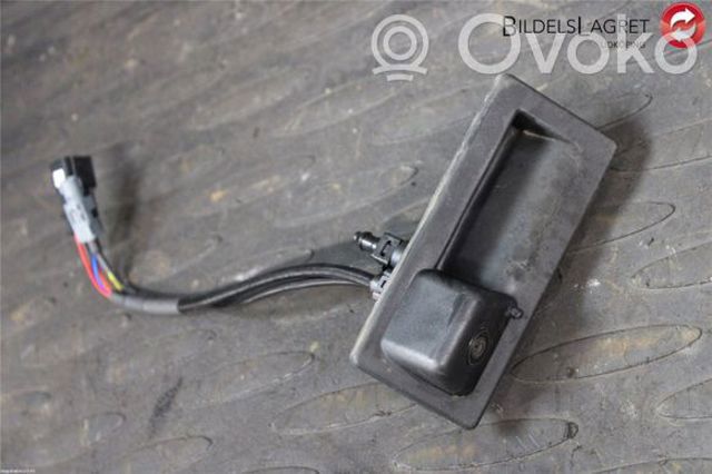VAG 566827566B Кнопка привода замка багажника в наличии Полтава