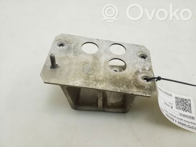 TOYOTA 5832342010 Кронштейн усилителя заднего бампера в наличии Хмельницкий