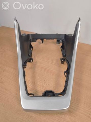5880542080 TOYOTA Накладка декоративная центральной консоли купить в Украина