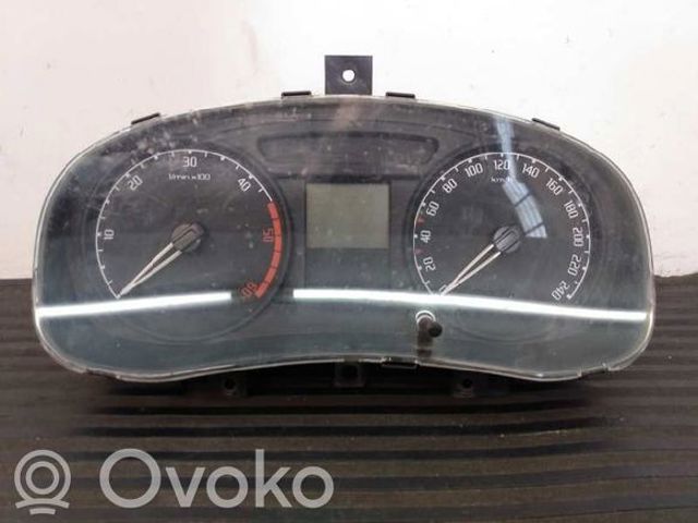 5J0920800C Приборная доска (щиток приборов) купить Одесса