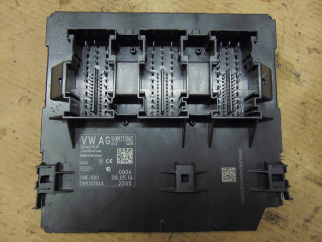 VAG 5K0937086S в наличии Каменское