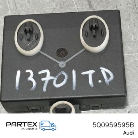 Блок комфорта задней двери 5Q0959595B VAG