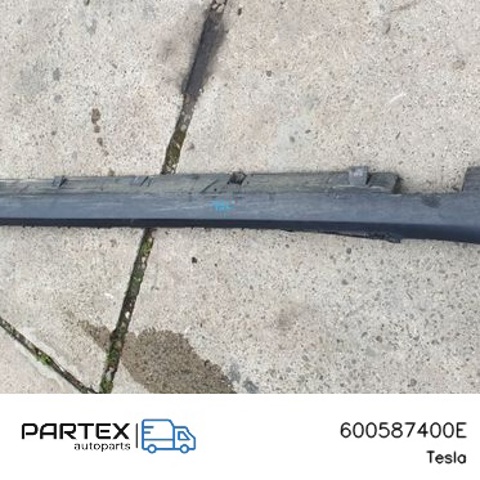 600587400E TESLA Накладка (молдинг) порога наружная левая купить в Тернополь