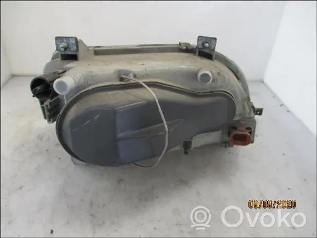 Фара левая 6025170795 Renault (RVI)