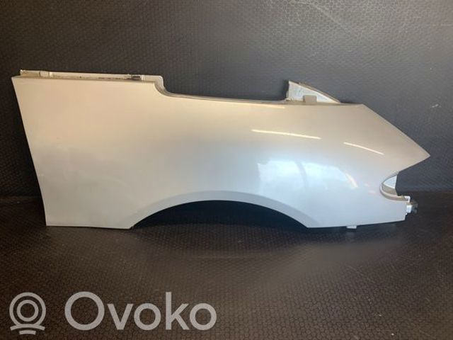 RENAULT 6025300052 Крыло переднее правое в наличии Полтава