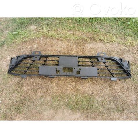 622541469R RENAULT Решетка бампера переднего центральная купить в Каменское