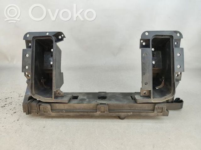 RENAULT 623105273R Решетка радиатора в наличии Николаев