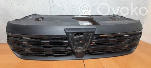623105350R Решетка радиатора купить Павлоград