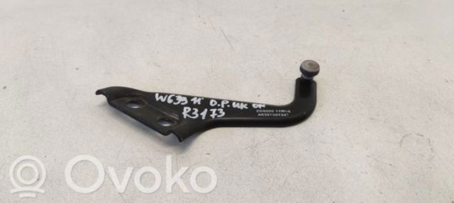6397601347 MERCEDES Ролик двери боковой (сдвижной) правый верхний купить в Днепр