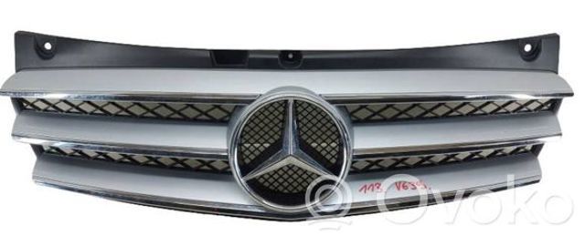 6398800083 MERCEDES Решетка радиатора купить в Киев