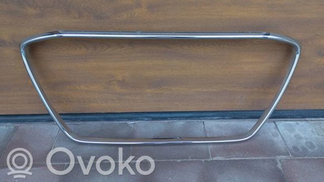 Накладка (рамка) решетки радиатора 6402A275 MITSUBISHI