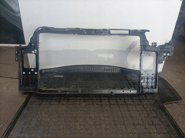 HYUNDAI 64101A6200 Рамка радиатора в наличии Полтава