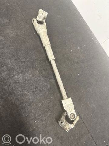 Вал рулевой колонки 6769157 BMW