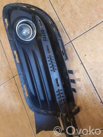 CHRYSLER 68100694AA Решетка радиатора в наличии Ровно