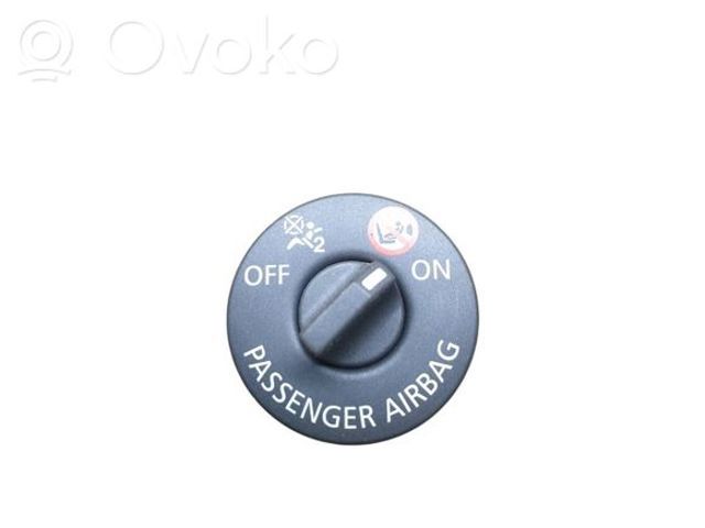 681995290R RENAULT Кнопка отключения подушек безопасности AIRBAG купить в Житомир