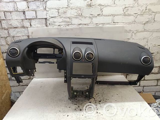 68200JD900 купить Ирпень