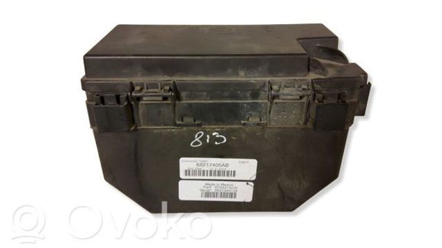 CHRYSLER 68217405AB Блок предохранителей в наличии Киев