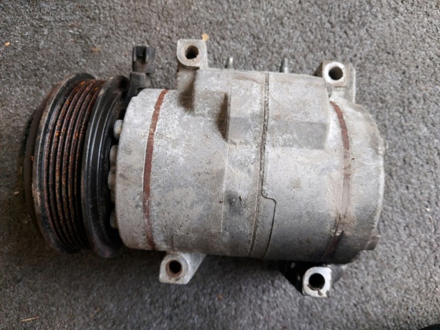 Компрессор климатической установки 68251535AC CHRYSLER