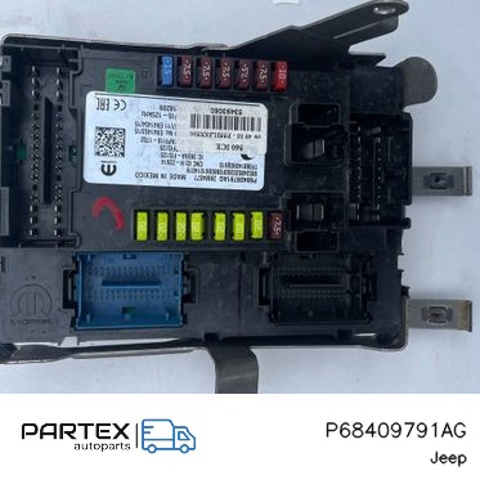 68409791AG CHRYSLER Блок комфорта купить в Одесса