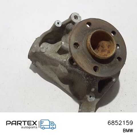 Цапфа (поворотный кулак) передний левый 6852159 BMW