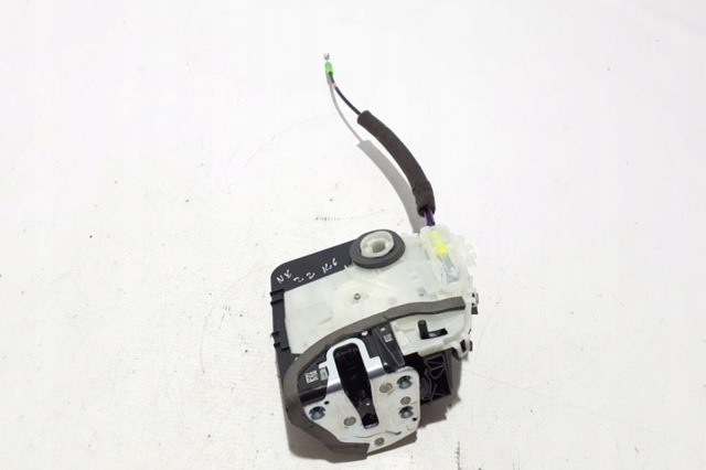 6906078030 TOYOTA Замок двери задней левой купить в Тернополь