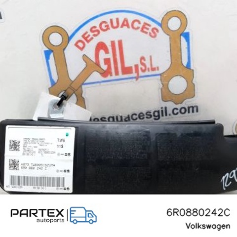 6R0880242C Шторка боковая, правая купить Полтава