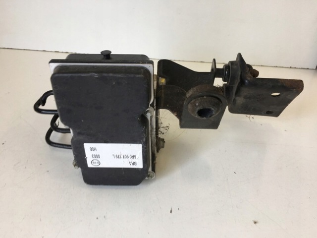 Блок ABS гидравлический 6R0907379L VAG