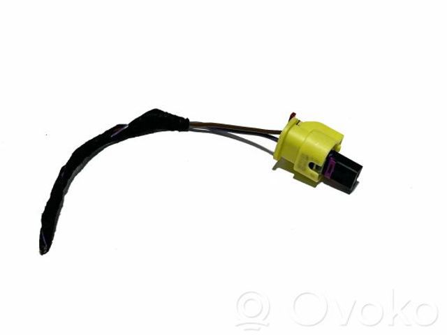 6R0973323 VAG купить в Кривой Рог