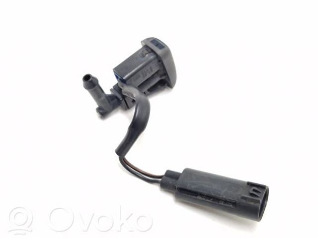 7110851 BMW Форсунка омывателя купить в Житомир