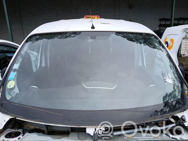 727122183R RENAULT Стекло лобовое  купить в Полтава