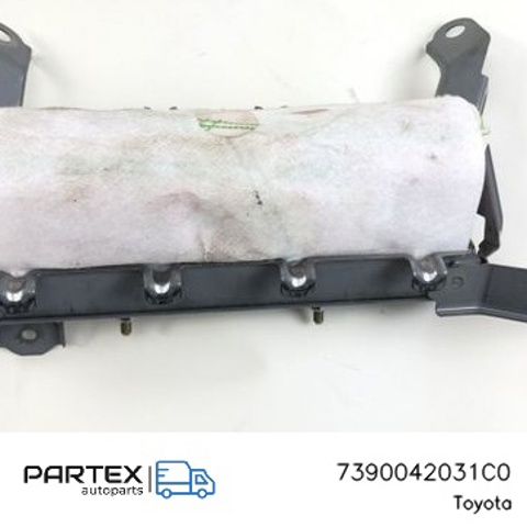 TOYOTA 7390042031C0 Подушка безопасности защиты коленей в наличии Днепр