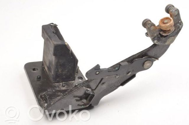 745978841R RENAULT Ролик двери боковой (сдвижной) левый нижний купить в Запорожье