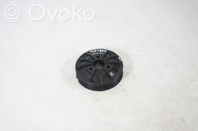 BMW 7537862 Шкив помпы в наличии Черновцы